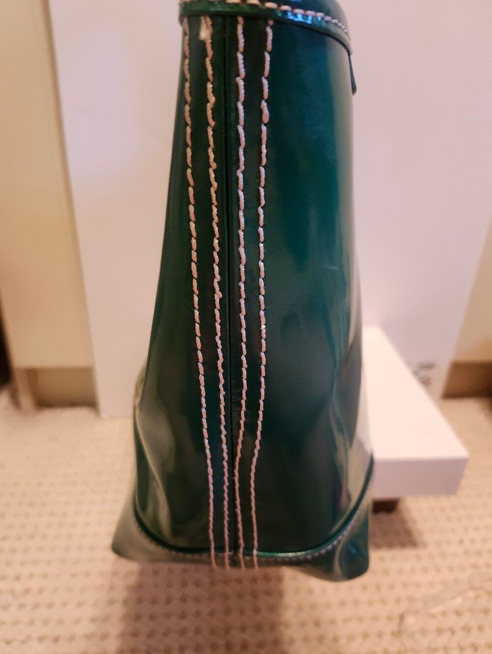 Lands' End Emerald Green Patent Leather Classic Tote Bag Retail $150 - Picture 5 of 8